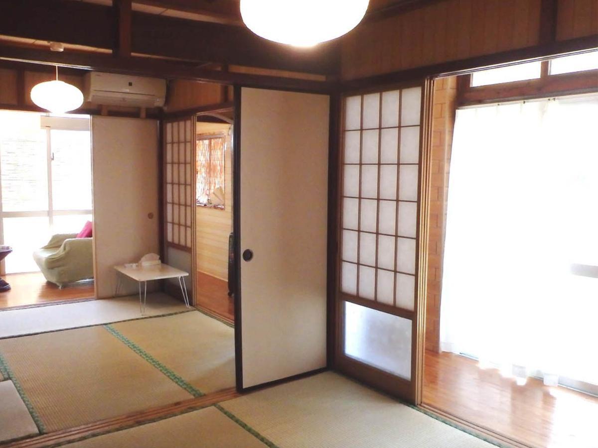 石垣島 一棟貸切りのお宿 ちゅら赤瓦 Ishigaki  外观 照片